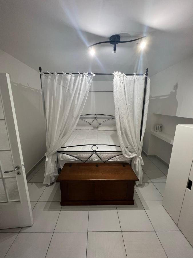 Sciabbacco House Apartment Наполи Екстериор снимка